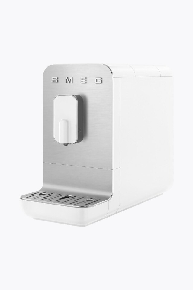Smeg Fully Automatic Coffee Machine Classic, White