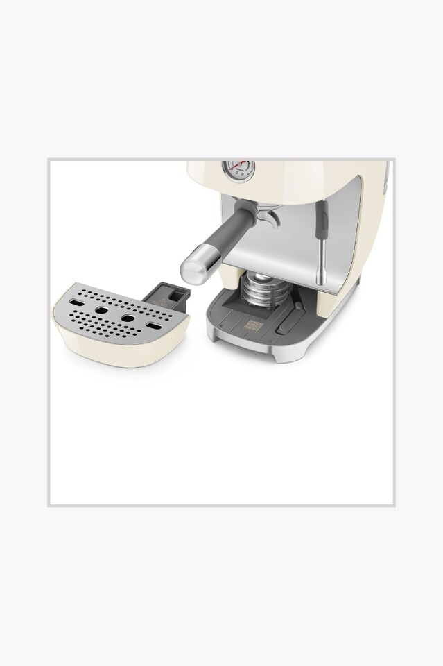Smeg Espresso Machine 50's Style with Cold Brew Function, Cream