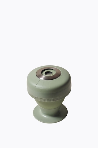 Palmpress coffee brewer for on the go, green