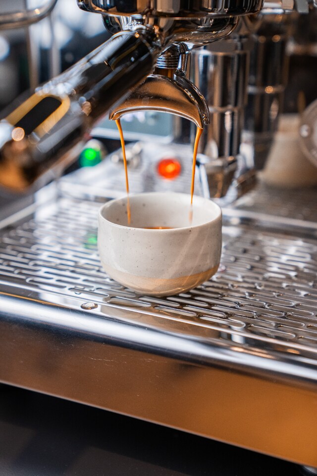 roastmarket ceramics Espresso Cup PURE, 80ml 2
